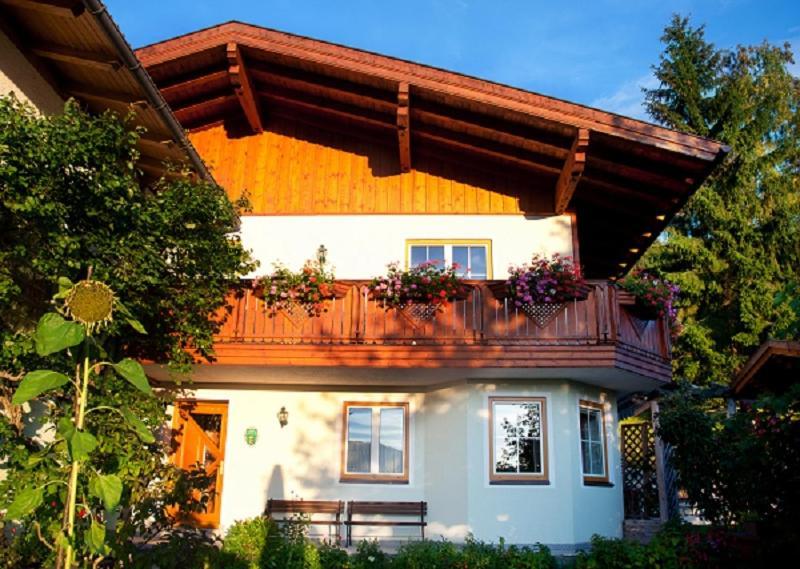 Ferienhaus Deutschmann Санкт-Йохан Экстерьер фото